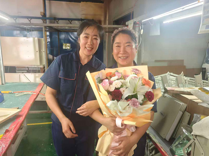彩宜员工生日